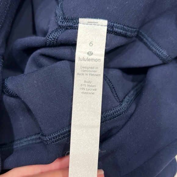 LULULEMON NAVY JOGGERS - Picture 4 of 4